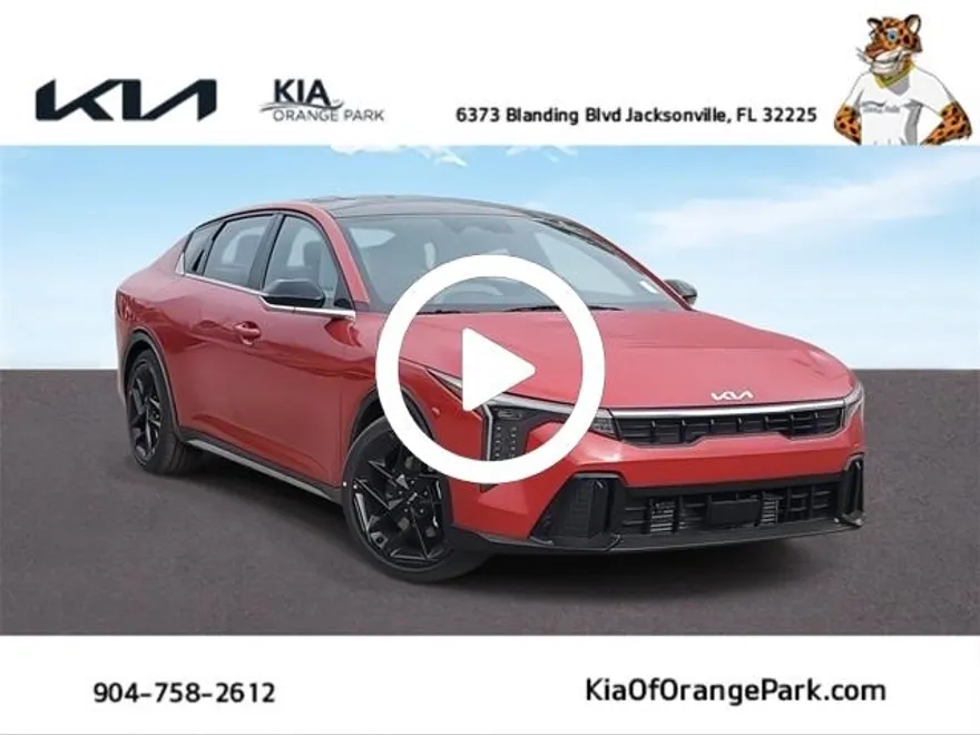 2025 Kia K4 GT-Line Turbo photo 1