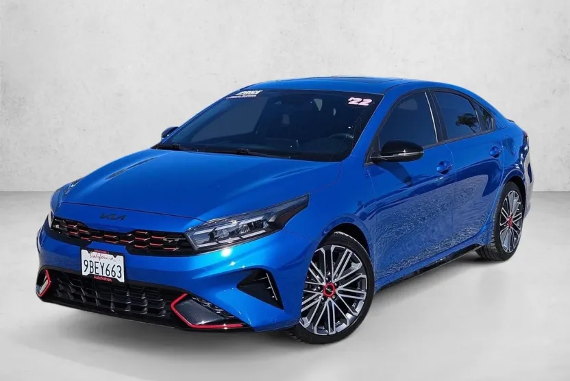 2022 Kia Forte GT photo 1