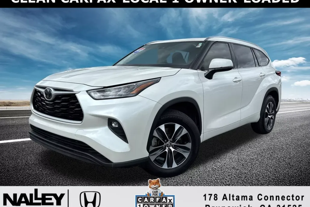 2020 Toyota Highlander XLE photo 1