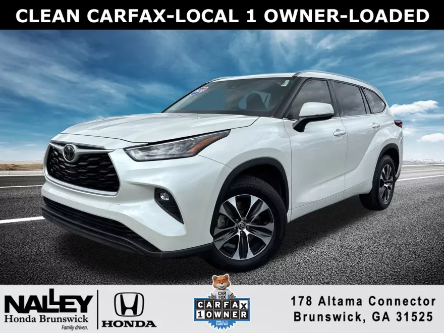 2020 Toyota Highlander XLE photo 1