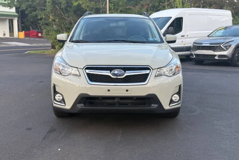 2016 Subaru Crosstrek 2.0i Premium photo 1