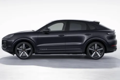 2025 Porsche Cayenne Coupe S photo 3