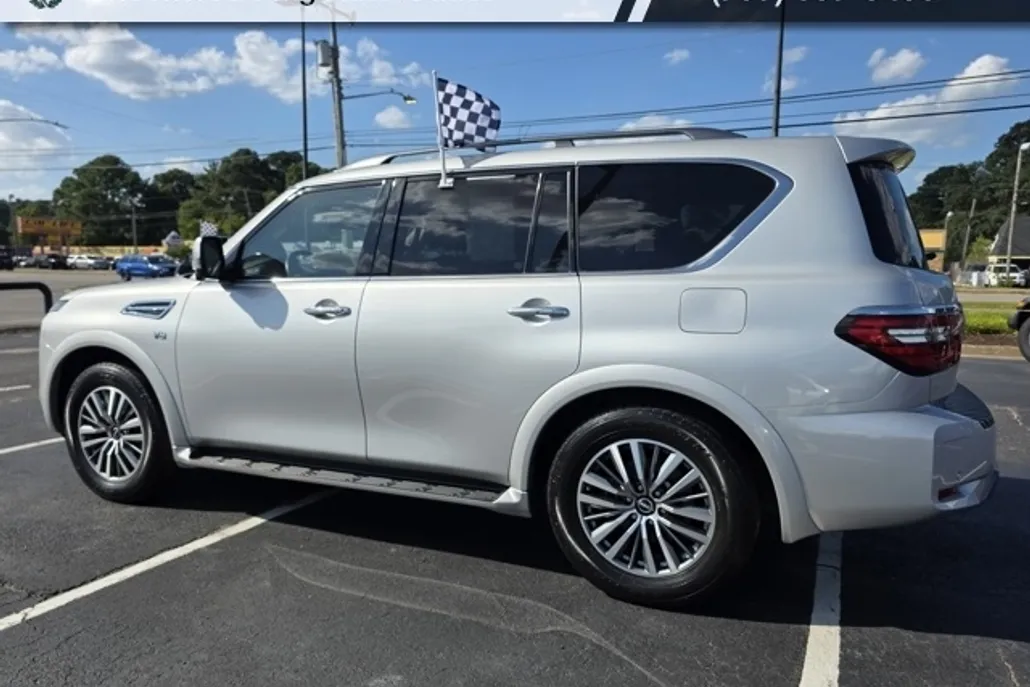 2021 Nissan Armada SL photo 1