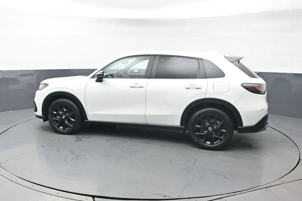 2023 Honda HR-V Sport photo 1