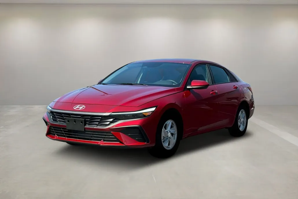 2025 Hyundai Elantra SE photo 1