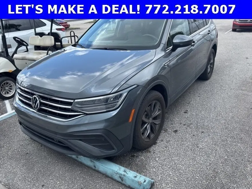 2022 Volkswagen Tiguan SE photo 1