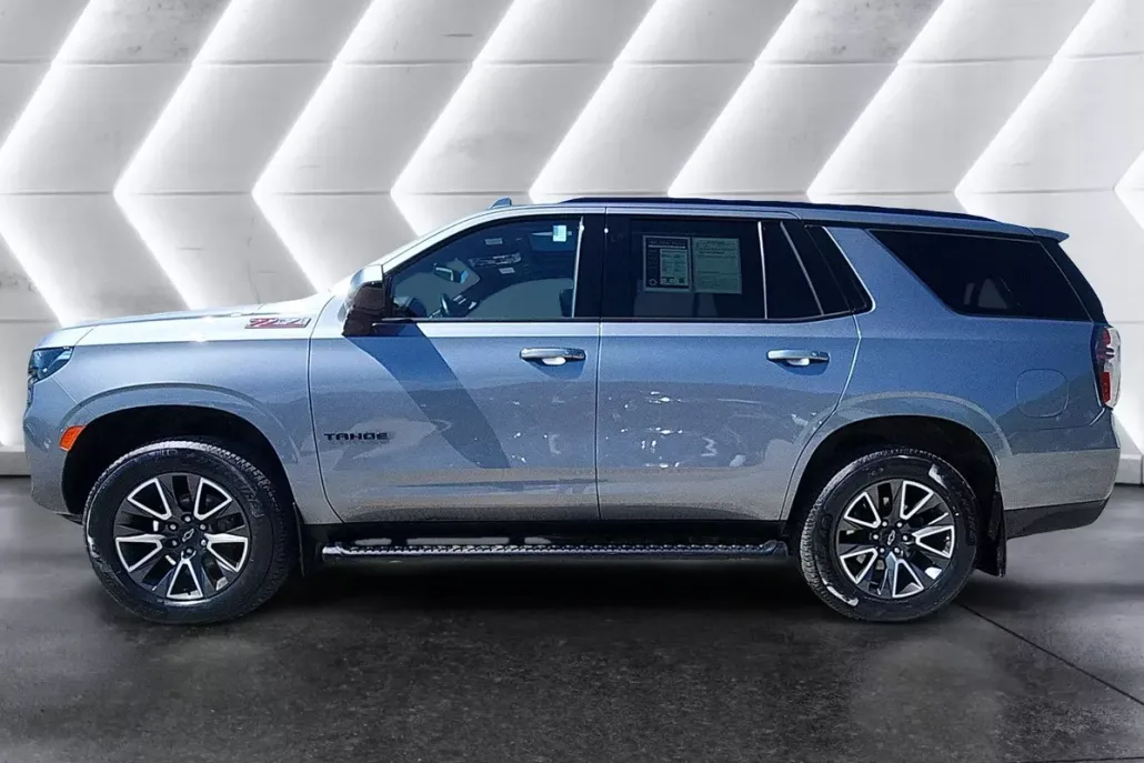 2021 Chevrolet Tahoe Z71 photo 1
