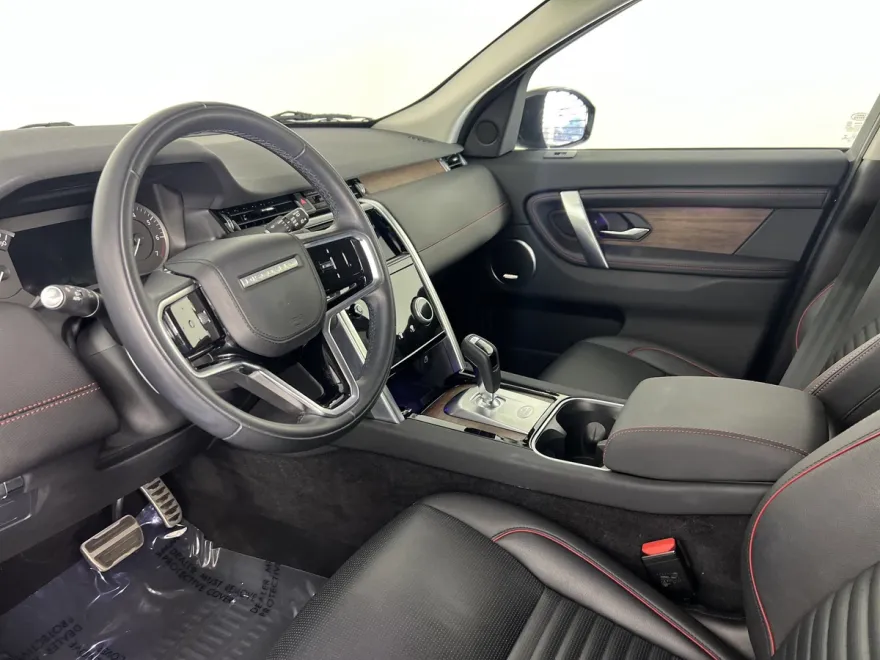 2023 Land Rover Discovery Sport SE R-Dynamic photo 1