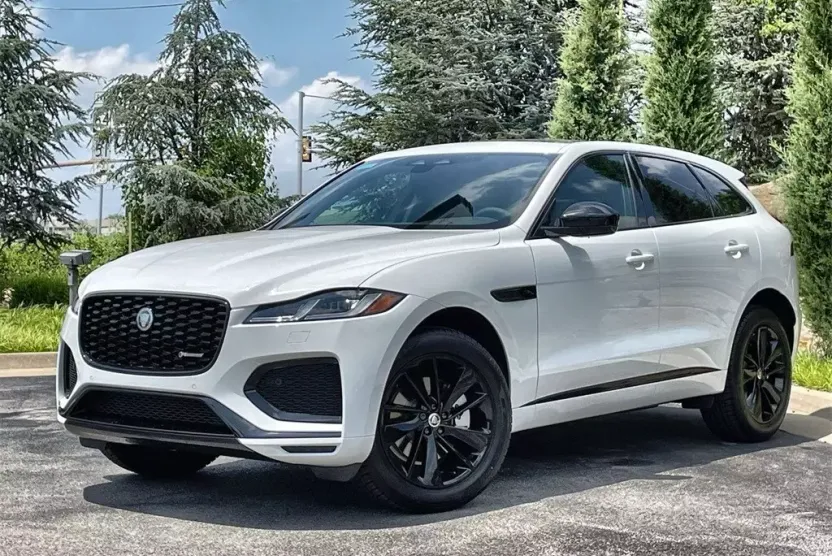 2025 Jaguar F-PACE P250 photo 1