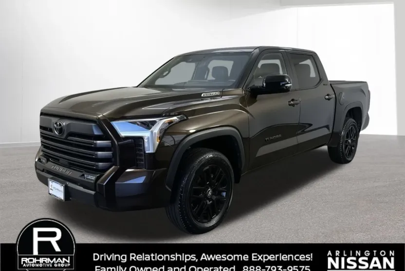 2025 Toyota Tundra Limited Platinum photo 1