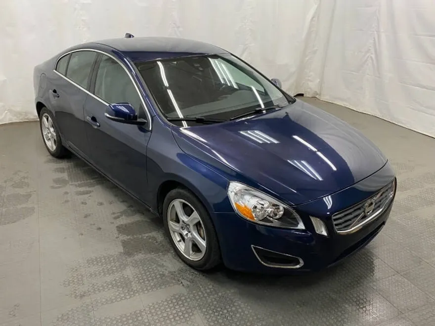 2012 Volvo S60 T5 photo 1
