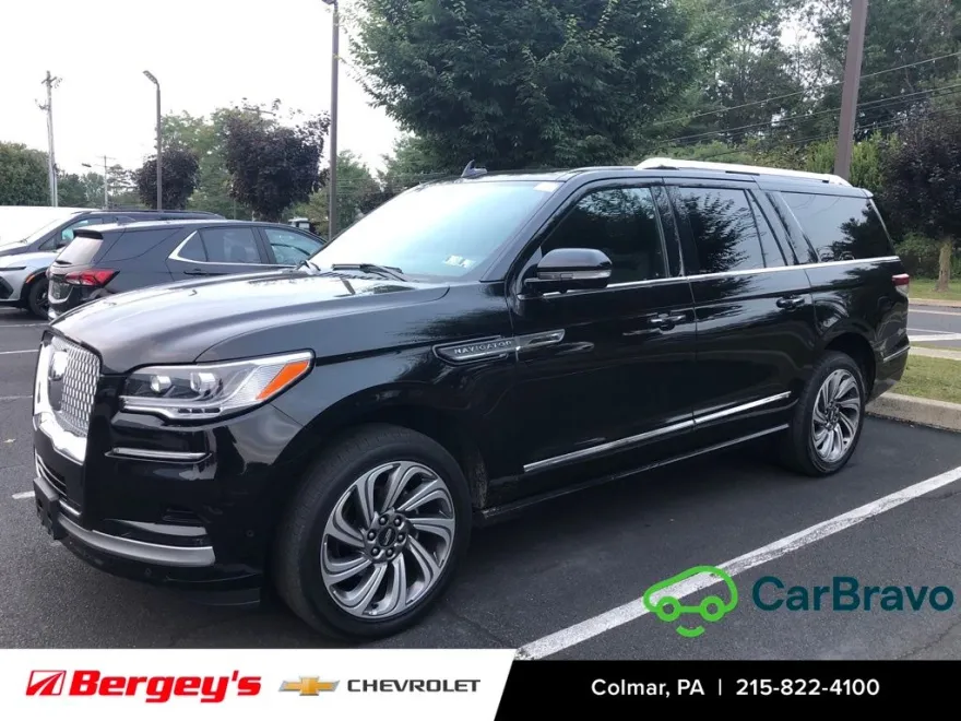 2024 Lincoln Navigator L Premiere photo 1