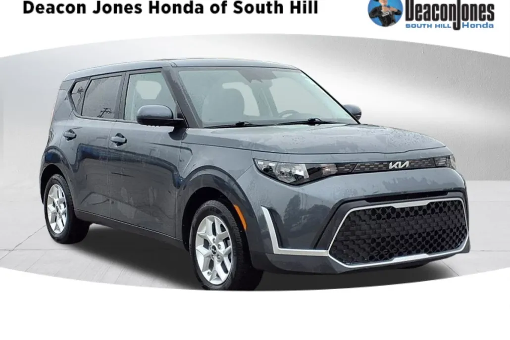 2023 Kia Soul LX photo 1