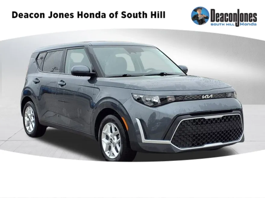2023 Kia Soul LX photo 1