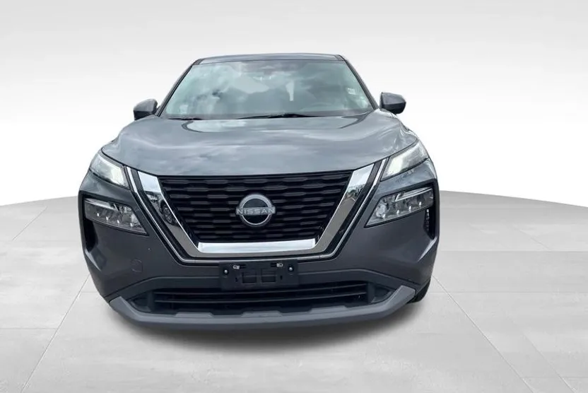 2023 Nissan Rogue SV photo 1