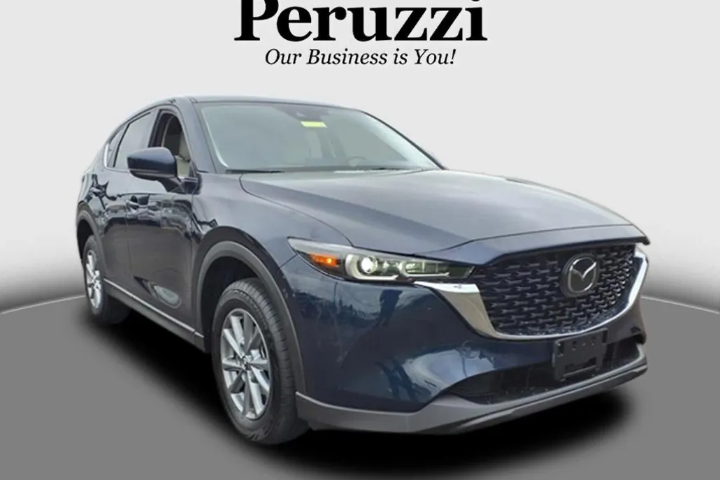 2023 Mazda CX-5 2.5 S Preferred photo 1