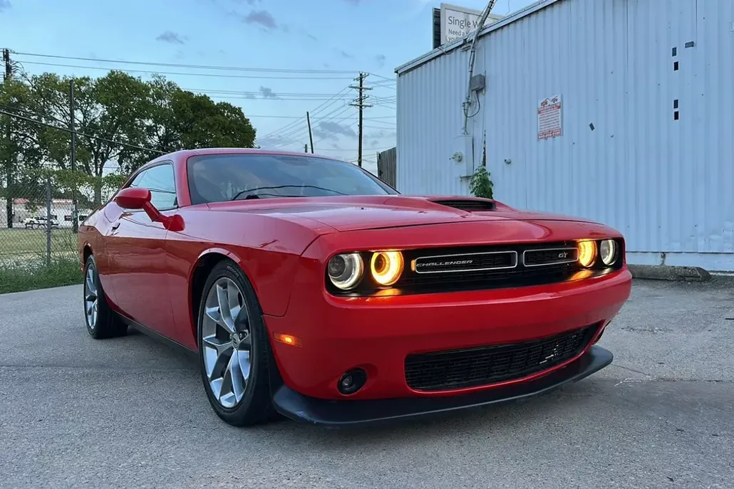 2021 Dodge Challenger GT photo 1
