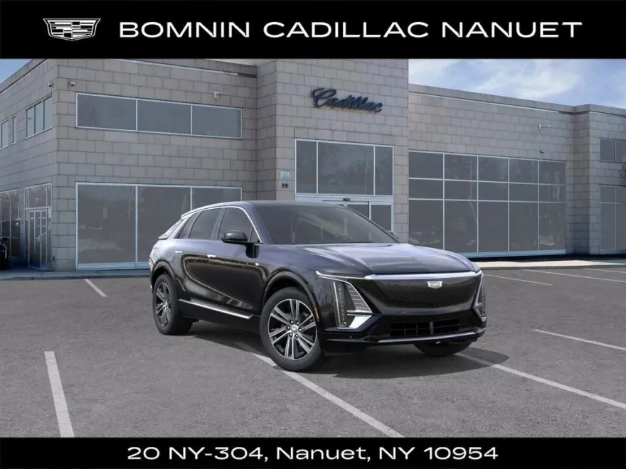 2025 Cadillac Lyriq Luxury photo 1