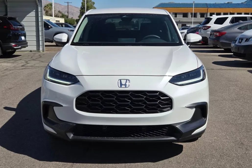 2025 Honda HR-V LX photo 1