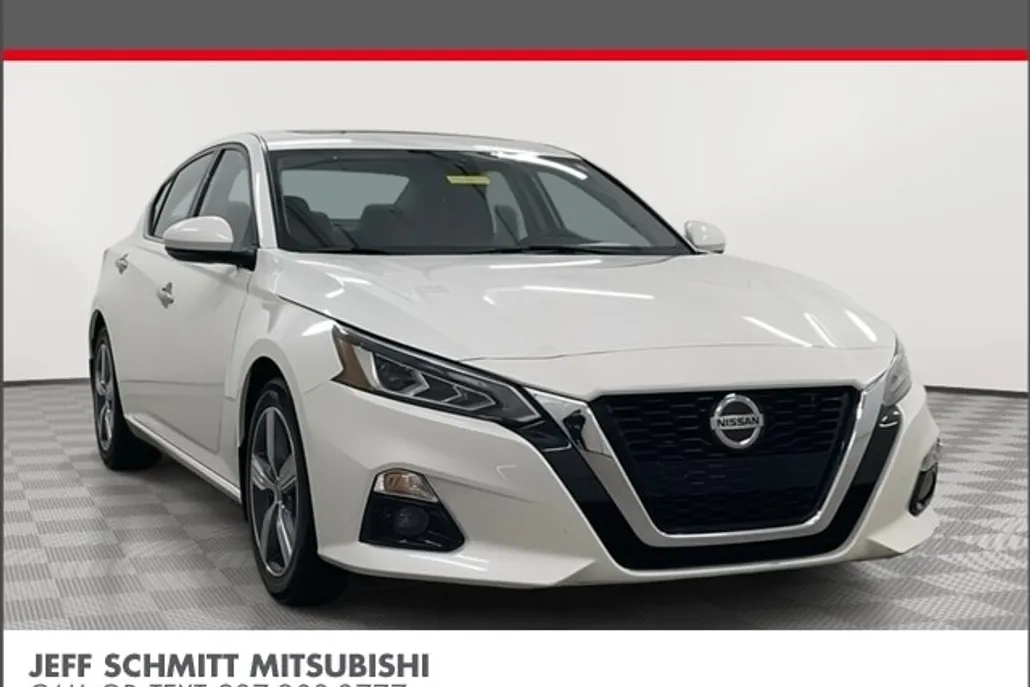 2022 Nissan Altima 2.5 SL photo 1