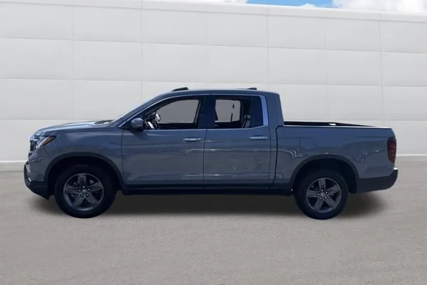 2022 Honda Ridgeline RTL-E photo 1