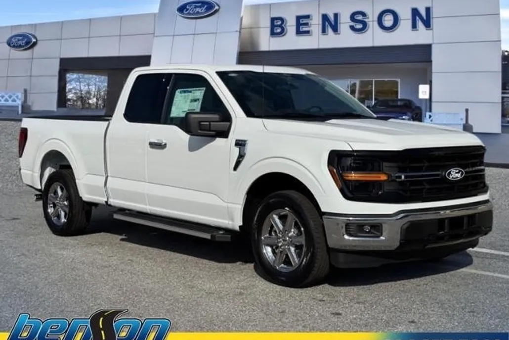 2025 Ford F-150 XLT photo 1