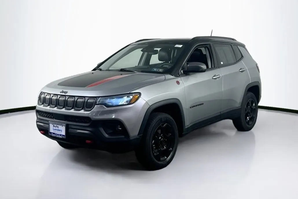 2022 Jeep Compass Trailhawk photo 1