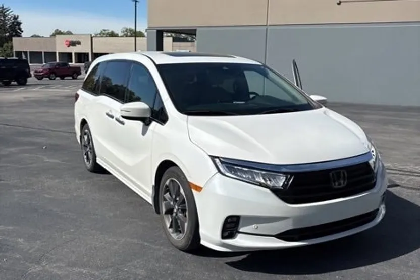 2023 Honda Odyssey Elite photo 1