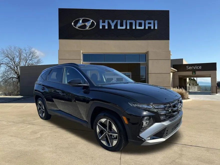 2025 Hyundai Tucson SEL photo 1