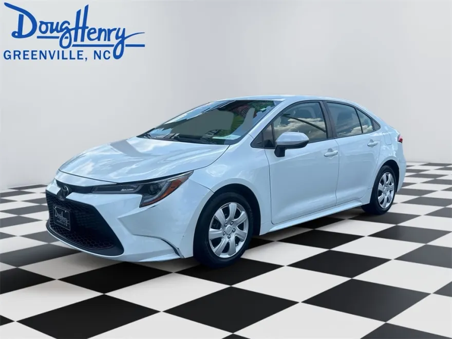 2022 Toyota Corolla LE photo 1