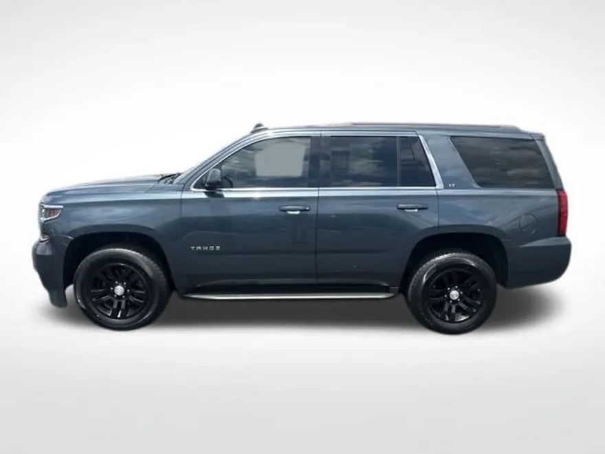 2019 Chevrolet Tahoe LT photo 1