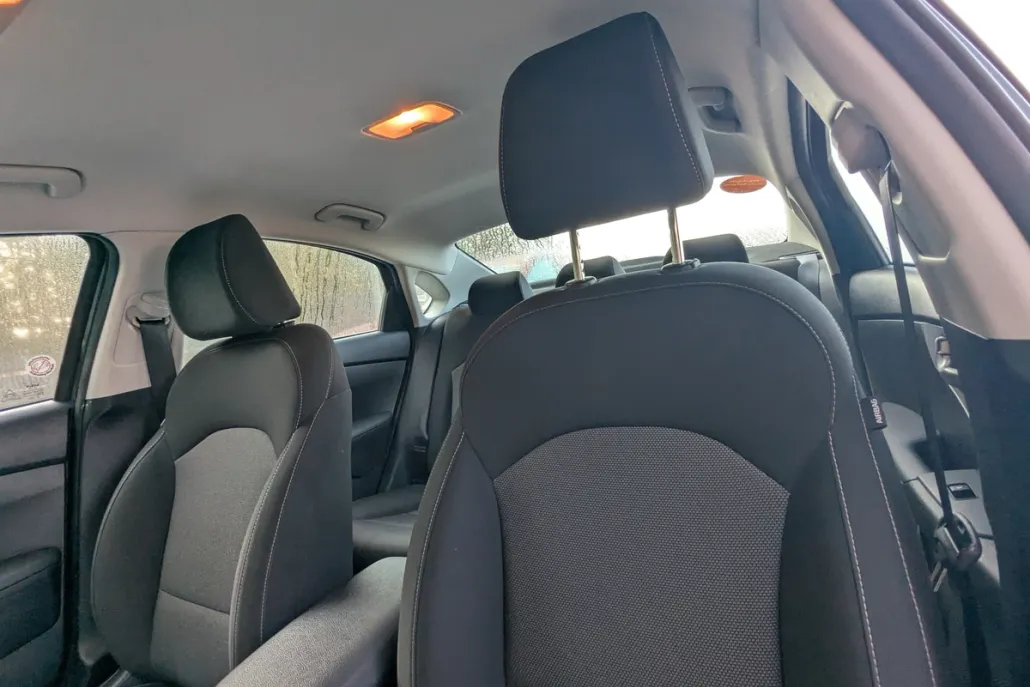 2024 Kia Forte LXS photo 1