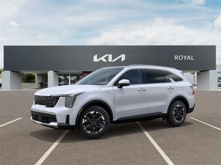 2025 Kia Sorento S photo 1