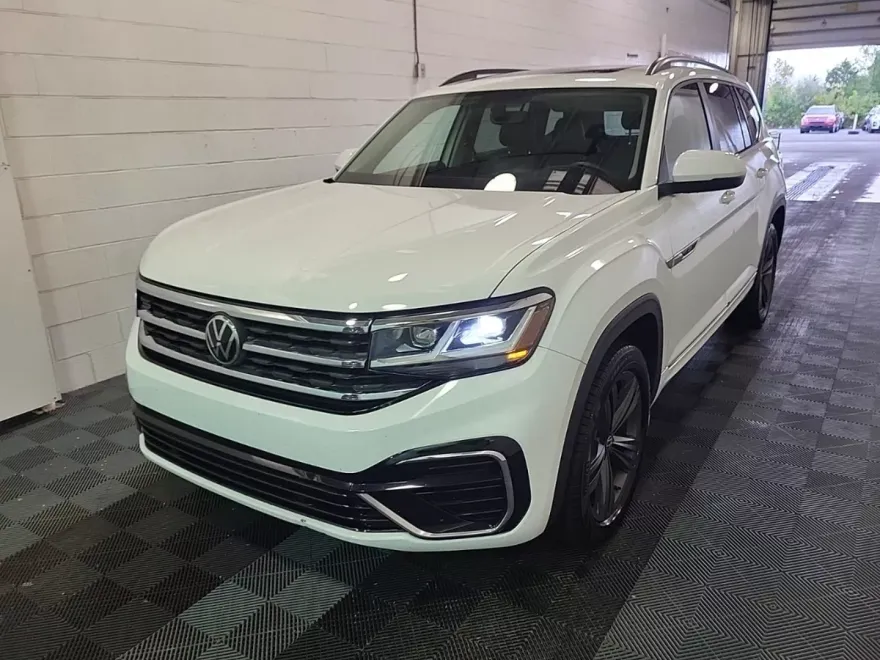 2021 Volkswagen Atlas V6 SE Technology R-Line photo 1