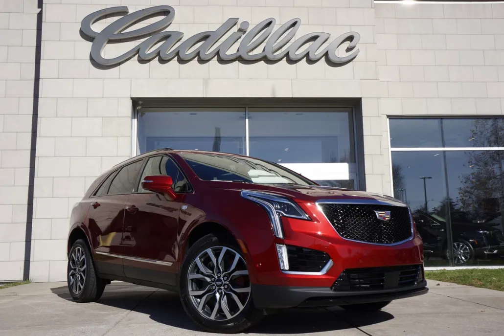 2025 Cadillac XT5 Sport photo 1