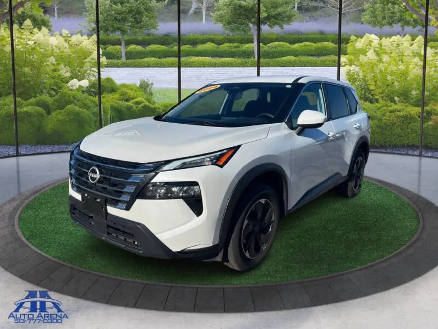 2024 Nissan Rogue SV photo 1