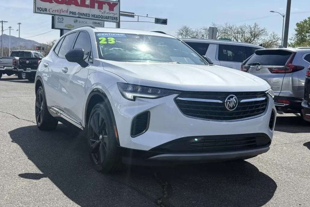 2023 Buick Envision Essence photo 1