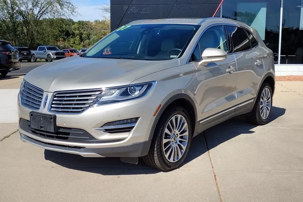 2017 Lincoln MKC Reserve photo 1