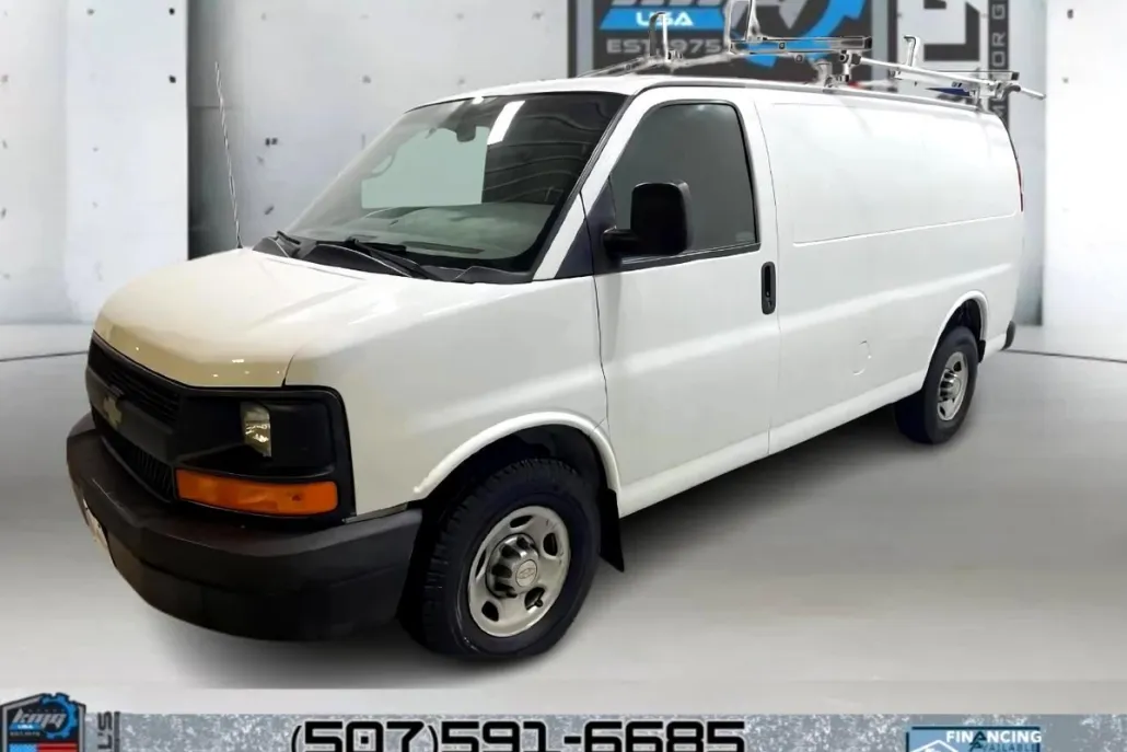 2011 Chevrolet Express 2500 Cargo photo 1