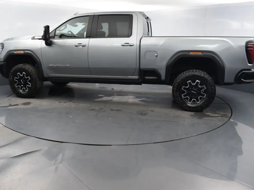 2024 Gmc Sierra HD AT4X photo 1