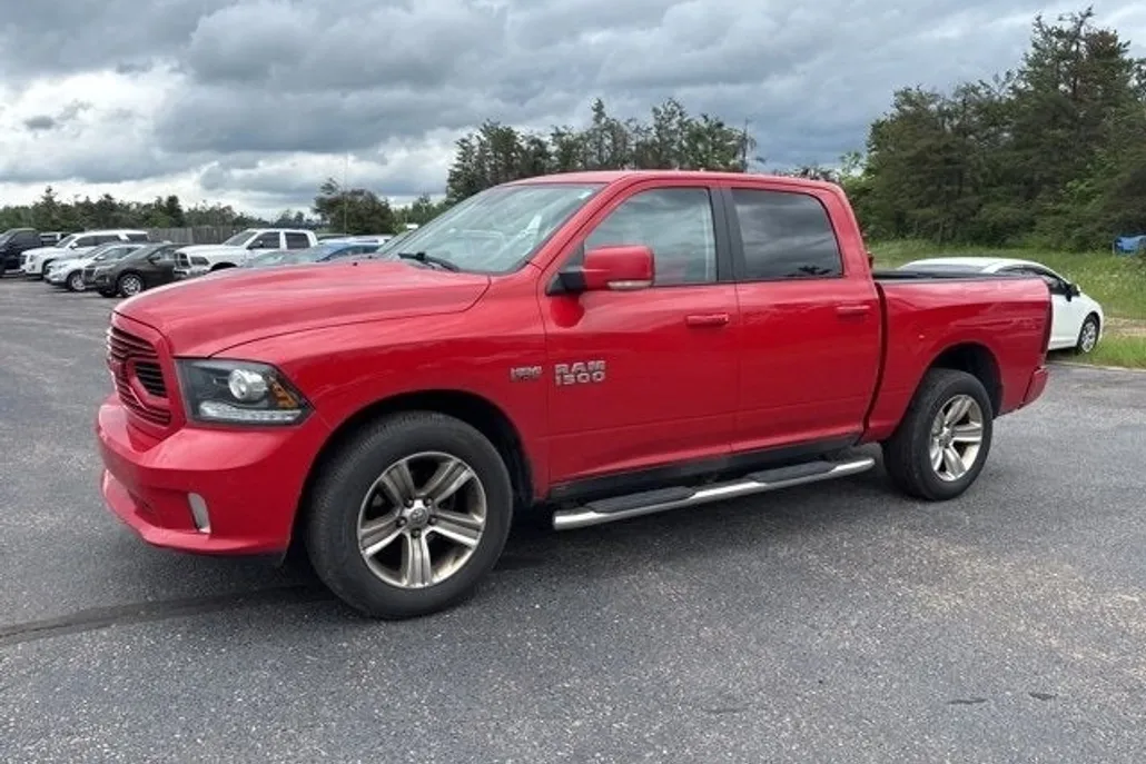 2018 Ram 1500 Sport photo 1