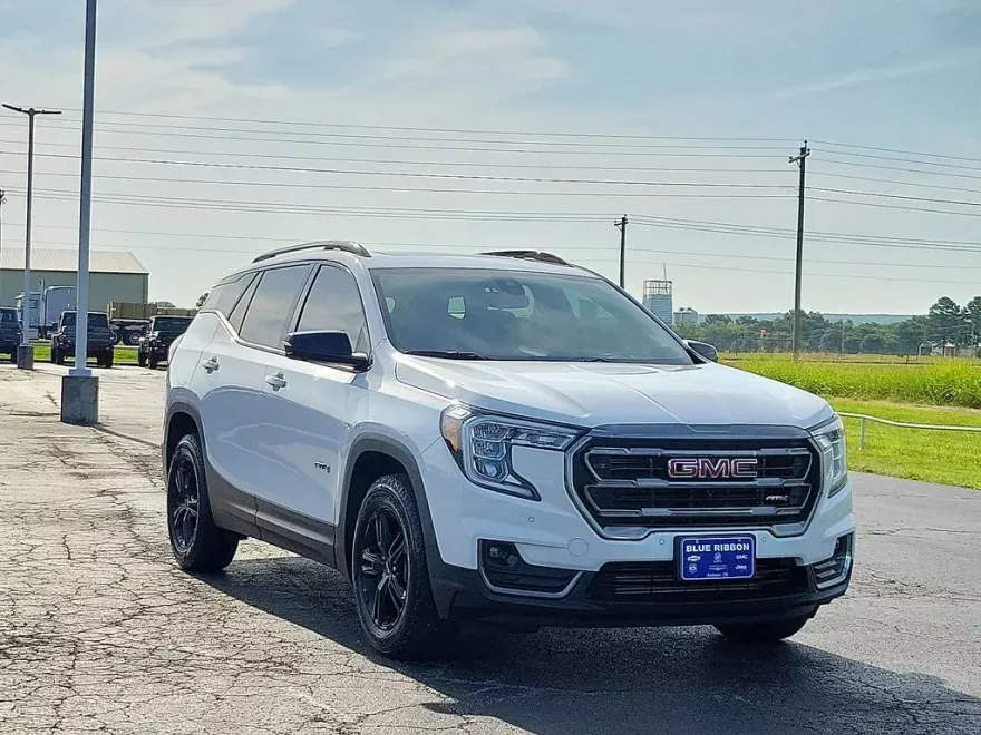 2022 Gmc Terrain AT4 photo 1