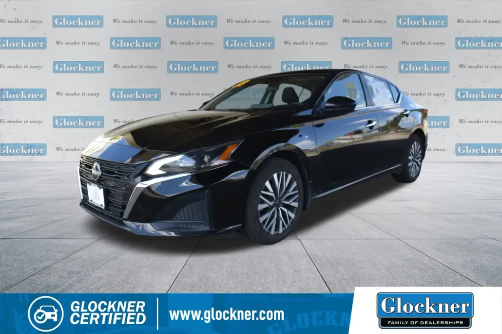2023 Nissan Altima 2.5 SV photo 1
