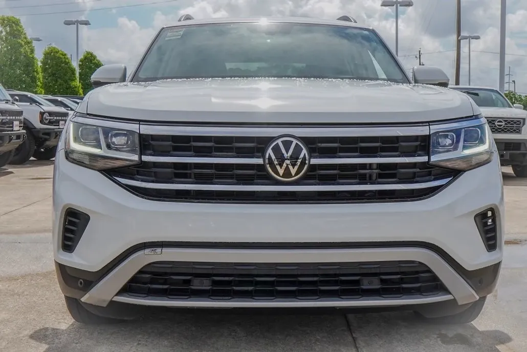 2022 Volkswagen Atlas V6 SE Technology photo 1