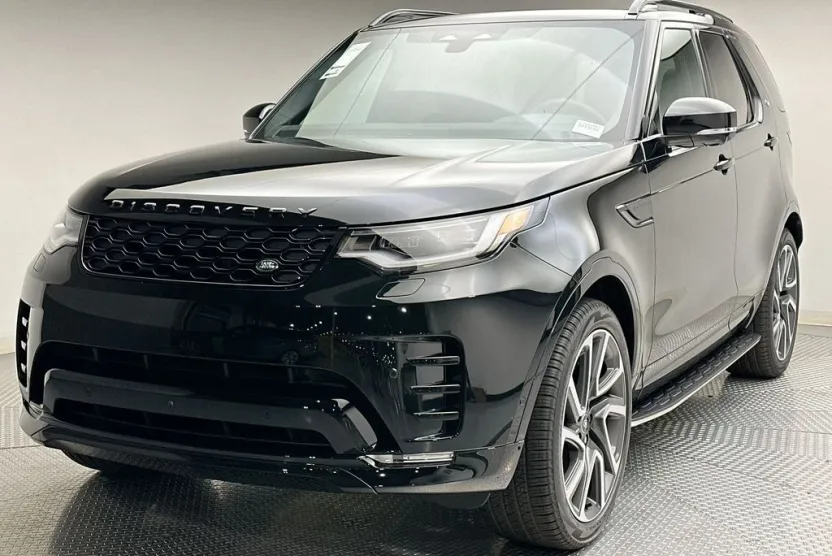2025 Land Rover Discovery SE photo 1