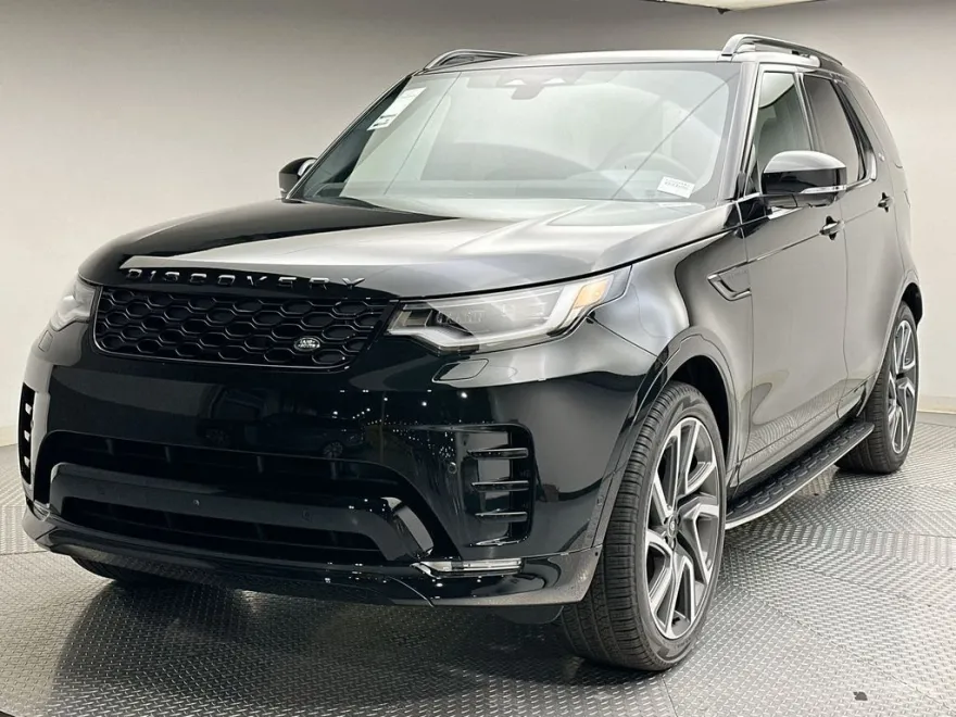 2025 Land Rover Discovery SE photo 1