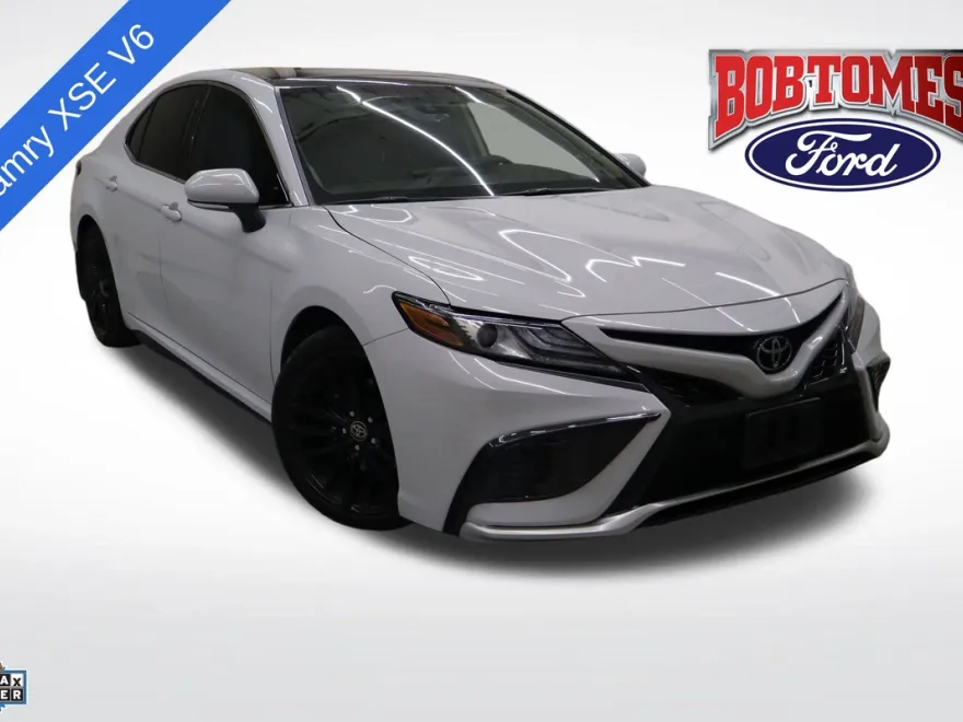 2023 Toyota Camry XSE V6 photo 1