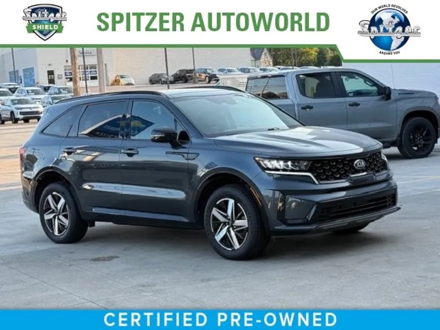 2021 Kia Sorento S photo 1