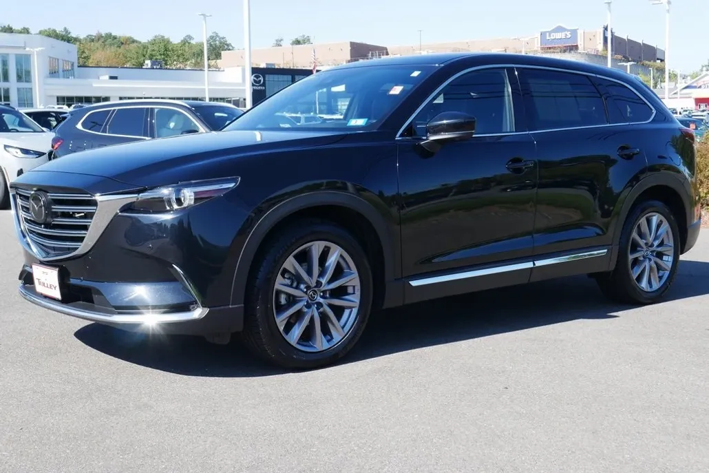 2023 Mazda CX-9 Grand Touring photo 1