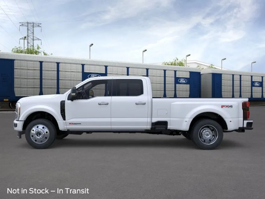 2026 Ford F-450 Platinum photo 1
